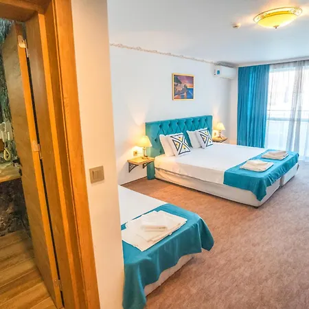 Royal Calisto Хотел